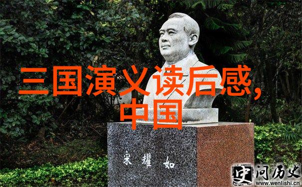 2023年新闻趣事全球最大水族馆出现鱼跃龙门现象观众惊叹巨大金鱼跳出水面